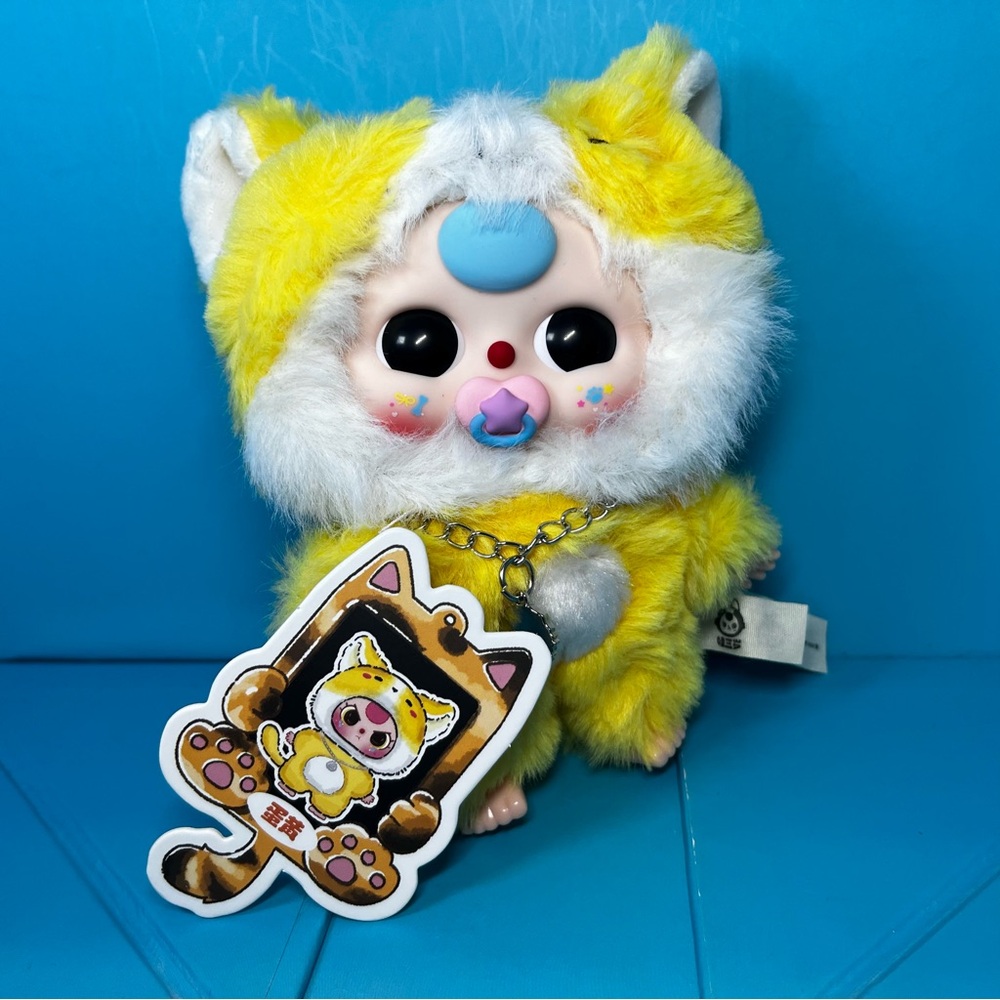 Cureplaneta - Baby Three - Cats and Dogs Vinyl Plush - Yolk with Pacifier